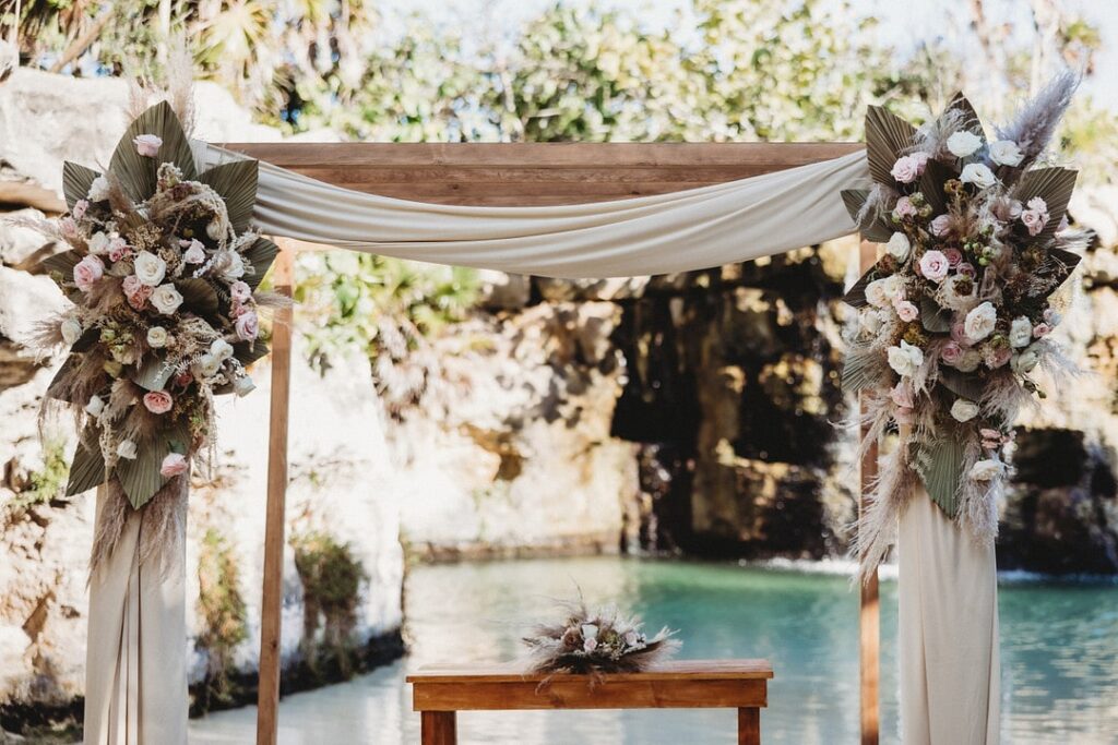 ALLIX & TYLER’S LUXURIOUS XCARET WEDDING IN MEXICO, Photography by Dream Bella Photography, for Destination Wedding network Adriana Weddings