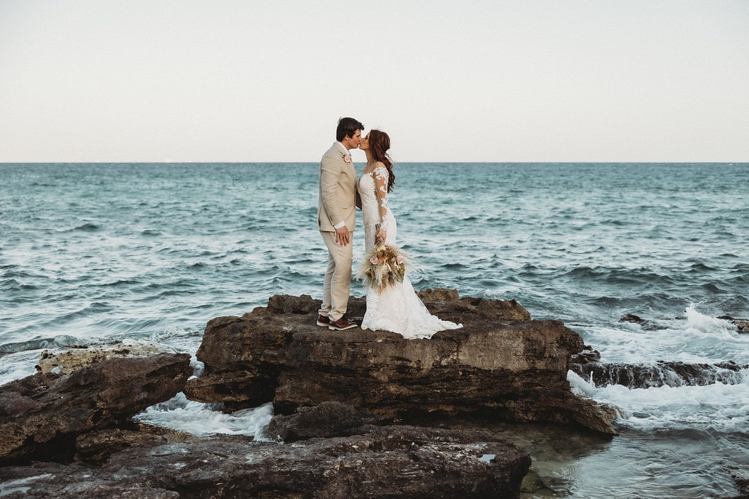 ALLIX & TYLER’S LUXURIOUS XCARET WEDDING IN MEXICO, Photography by Dream Bella Photography, for Destination Wedding network Adriana Weddings